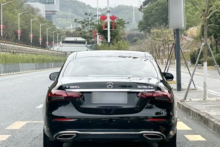 Used Mercedes-Benz E-Class 2022 Updated E 300 L Luxury Edition
