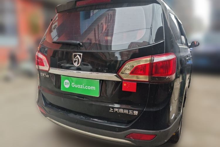 Used Baojun 730 2014 1.5L manual Comfort version 7 seats
