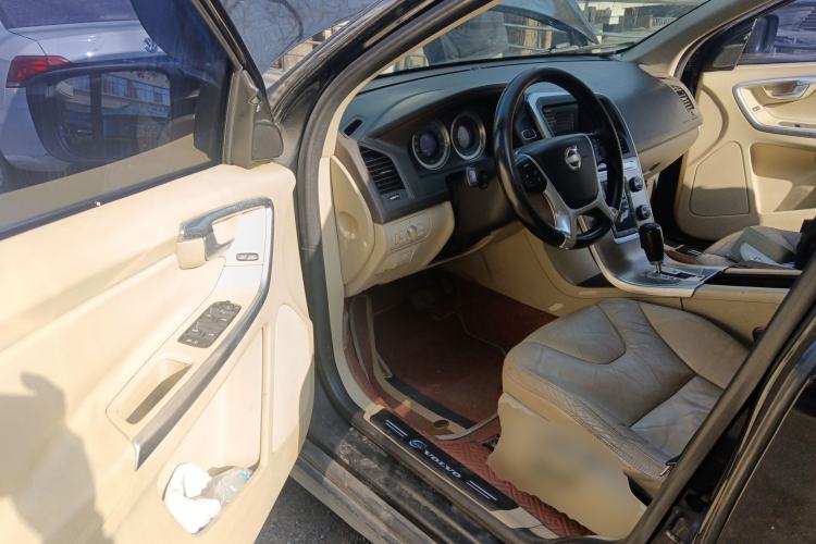 Used Volvo XC60 2012 T5 Prestige Edition