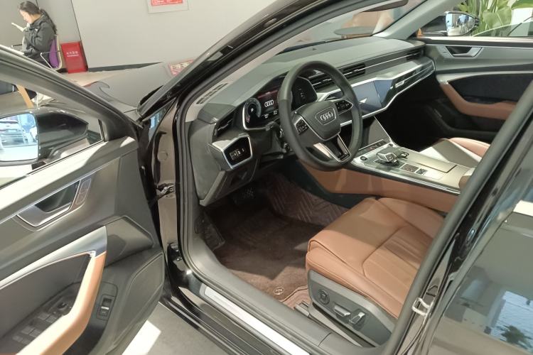 Used Audi A6L 2024 45 TFSI Prestige Elegant Edition
