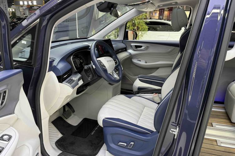 Used Roewe iMAX8 2021 400TGI Supreme Series Prestige Edition