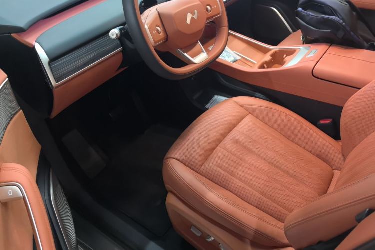 Used ONVO L60 2024 60 kWh Rear-Drive Version
