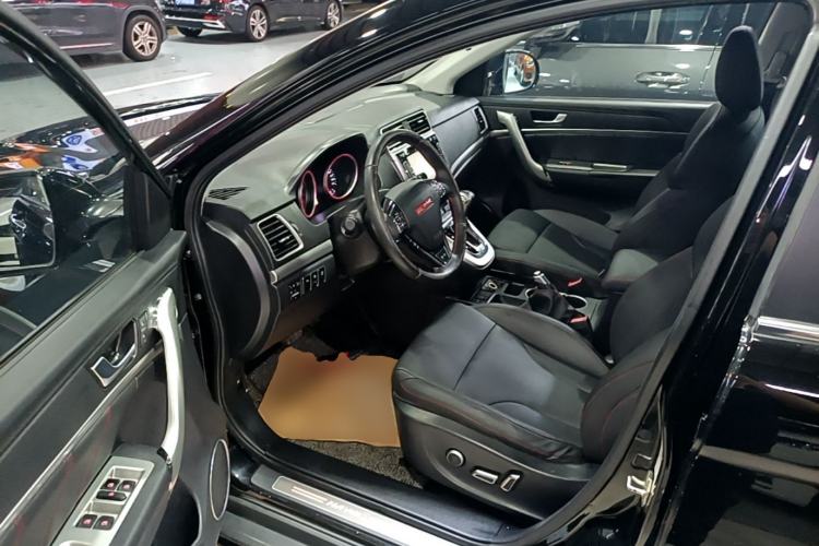 Used Haval H6 2015 Sport Edition 1.5T Automatic Two-Wheel Drive Luxury Model Driver Seat