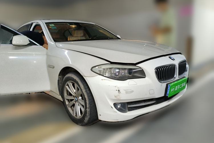 Used BMW 5 Series 2013 525Li Luxury Model
