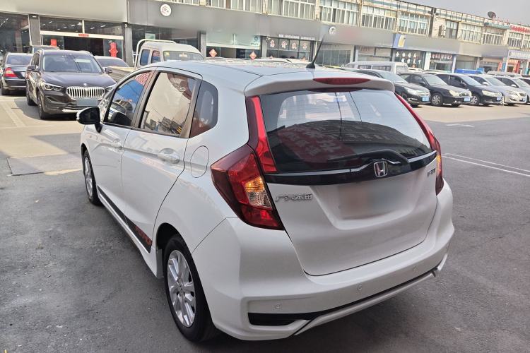 Used Honda Fit 2018 1.5L CVT Comfort Sunroof Version Rear Left 45 Deg