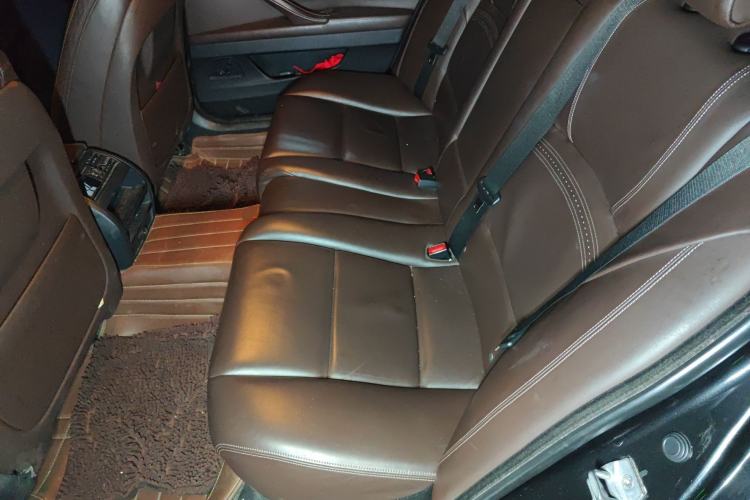 Used BMW 5 Series 2014 525Li Luxury Design Package
