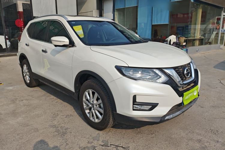 Used Nissan X-Trail 2023 Classic 2.0L Two-Wheel Drive Smart Connect Premium Edition
