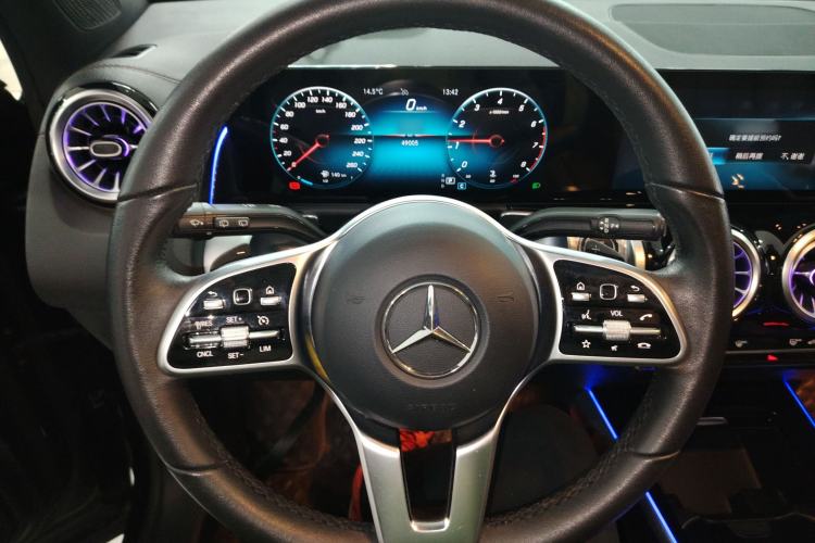 Used Mercedes-Benz GLB 2022 Updated GLB 200 Fashion Edition