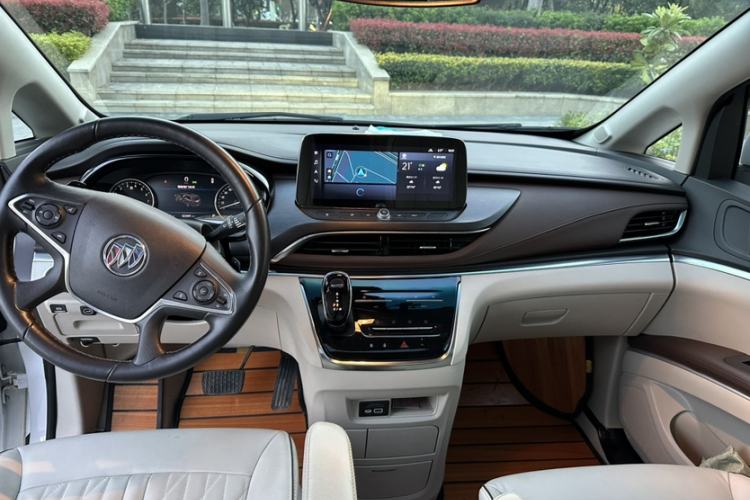 Used Buick GL8 2022 Land Business Class 652T Luxury Model Interior 5