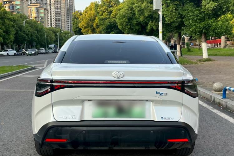 Used Toyota bZ3 2024 517 km Elite PRO Exterior 7