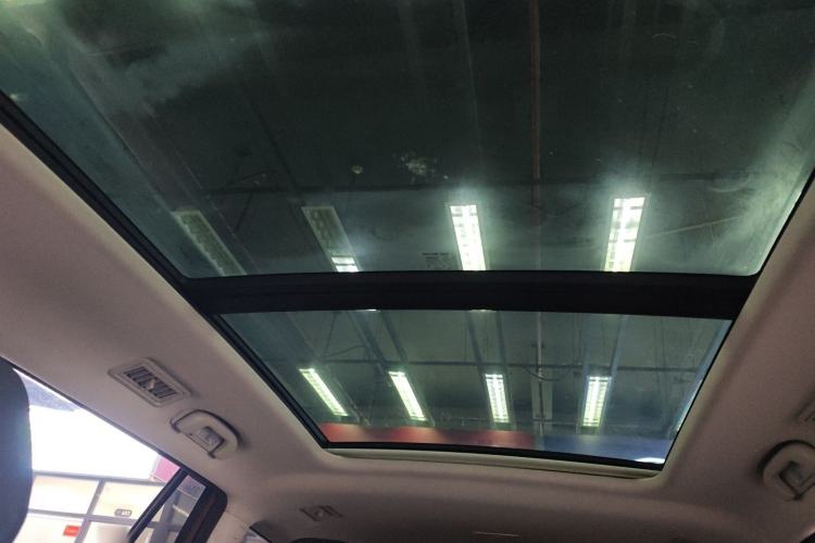 Used Roewe RX8 2018 30T Smart Connectivity All-Wheel Drive Supreme Edition