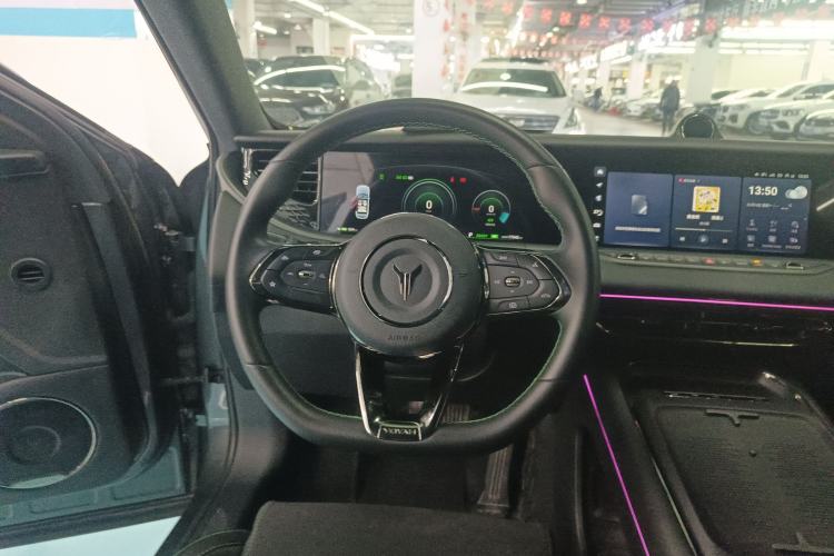 Used VOYAH FREE 2025 318 318 km Rear-Drive Touring Edition