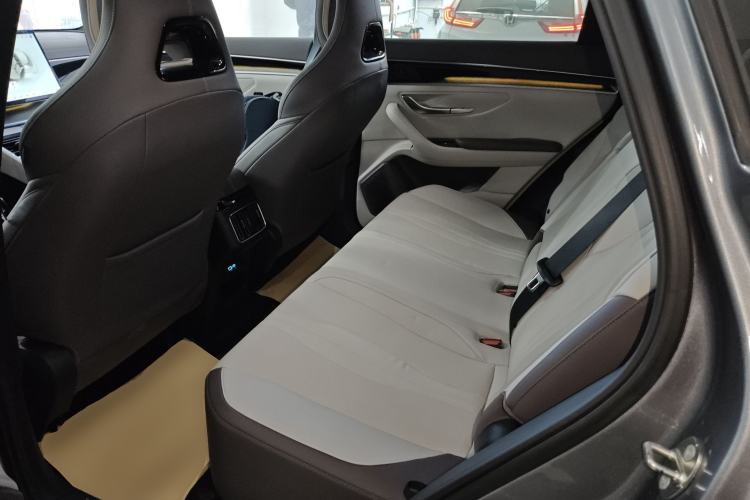 Used BYD Song PLUS New Energy 2025 EV Intelligent Driving Version 520km Premium Model
