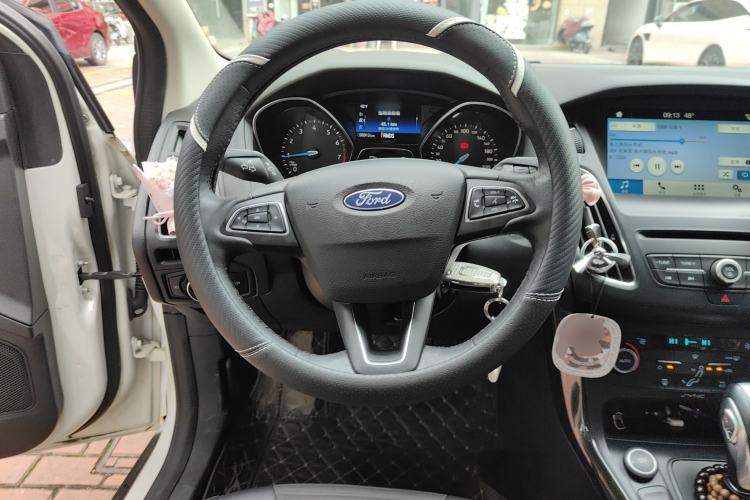Used Ford Focus 2018 Hatchback Classic EcoBoost 180 Automatic Elite Model
