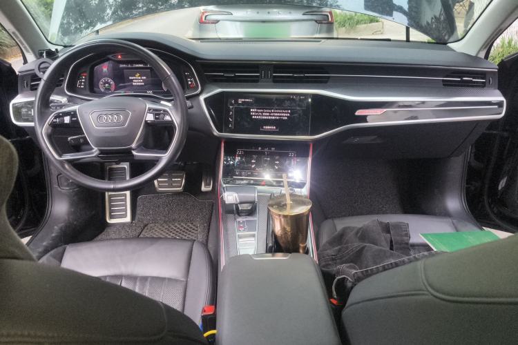 Used Audi A6 2020 allroad quattro Explorer 55 TFSI Prestige Off-Road Model Center Console