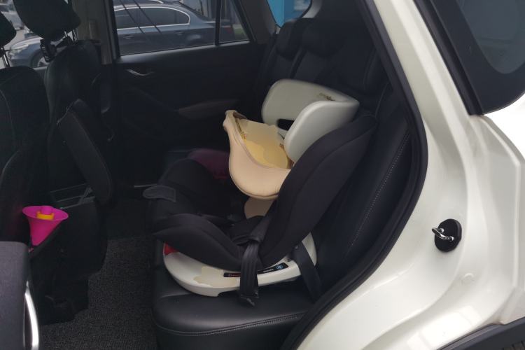 Used Mazda CX-5 2013 2.0L Automatic Two-Wheel Drive Comfort Version Left Rear Seat