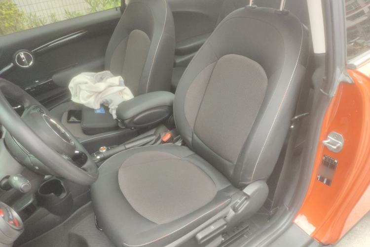 Used MINI 2019 1.5T ONE
