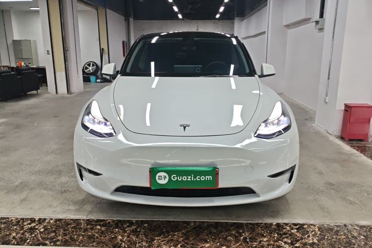 Used Tesla Model Y 2022 Long-Range All-Wheel-Drive Version