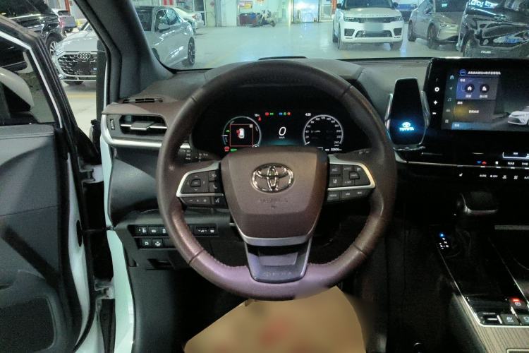 Used Toyota Granvia 2024 2.5L Hybrid Prestige PLUS Four-Wheel Drive Version