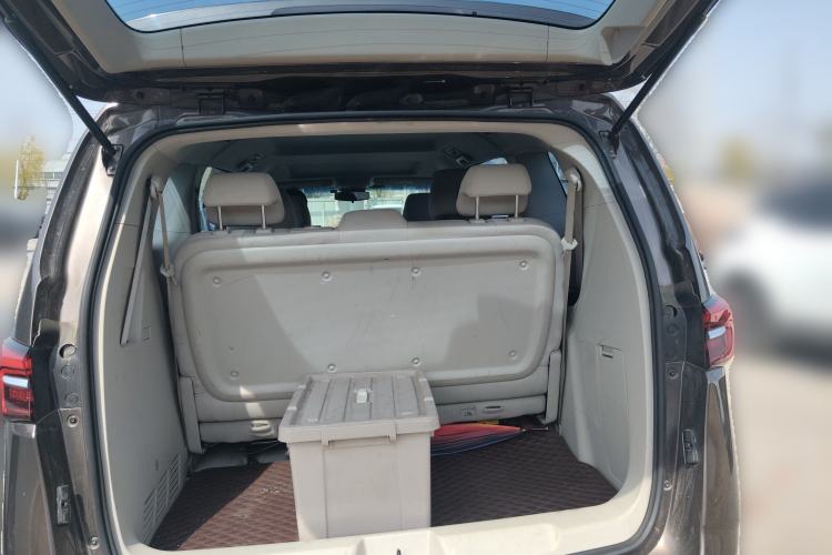 Used Buick GL8 2023 Land Executive Class Smart Enjoyment Model
