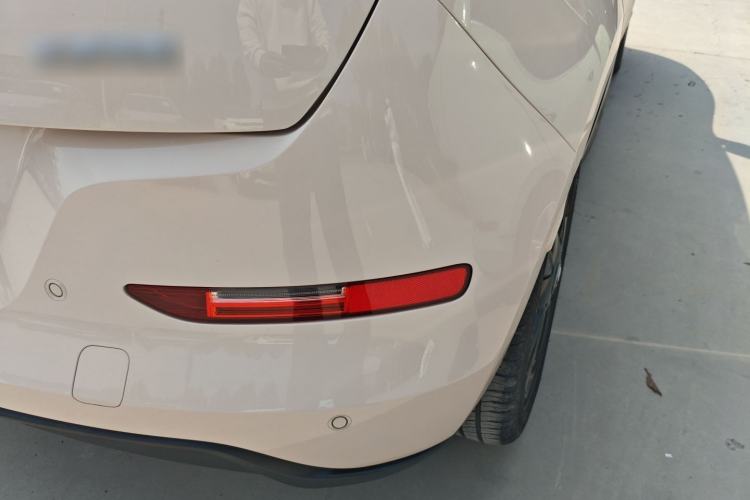 Used ORA Good Cat 2024 401 km Luxury Version Right Rear Taillight