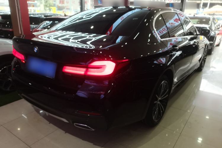 Used BMW 5 Series 2023 530Li Leading Model M Sport Package Rear Right 45 Deg