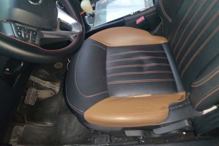 Used Soueast DX7 2017 1.5T Automatic Glory Edition