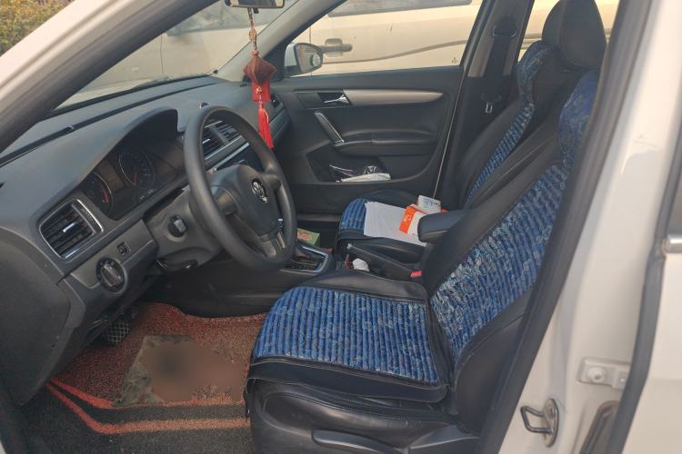 Used Volkswagen Lavida 2013 1.6L Automatic Fashion Edition
