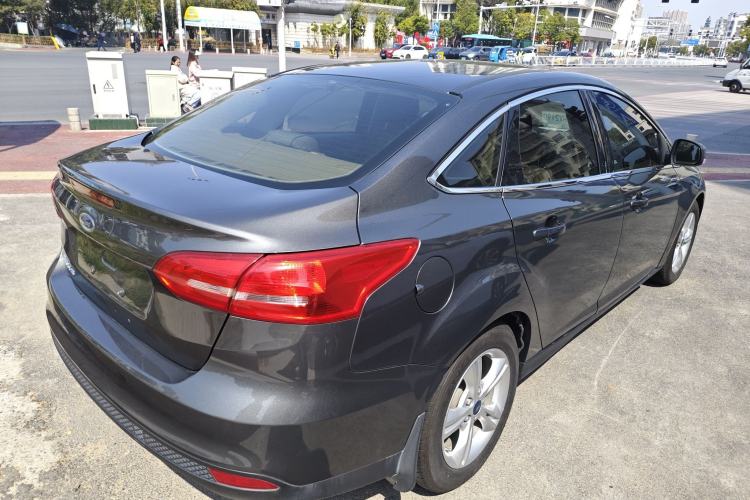 Used Ford Focus 2015 Sedan 1.6L Manual Comfort Model