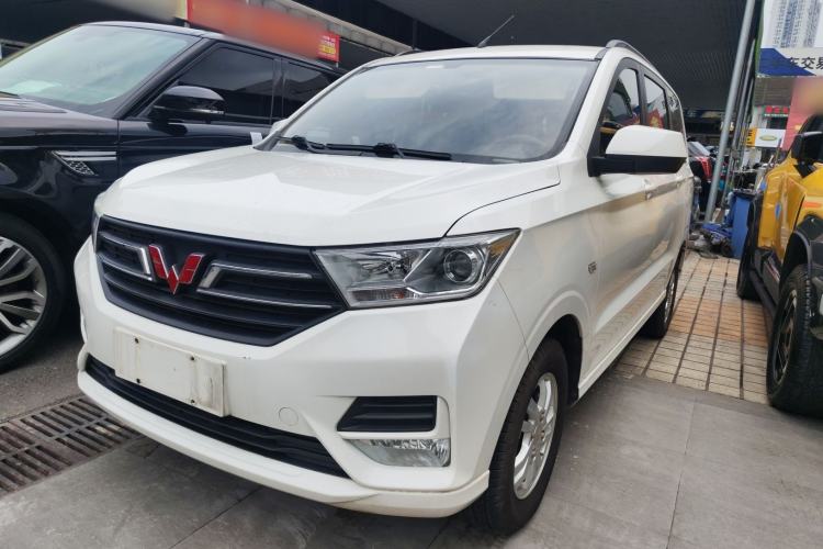 Używany Wuling Hongguang 2018 1.5L S Comfort Model L2B