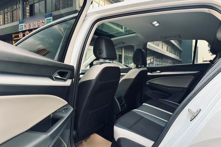 Used Volkswagen Golf 2023 280TSI DSG Pro
