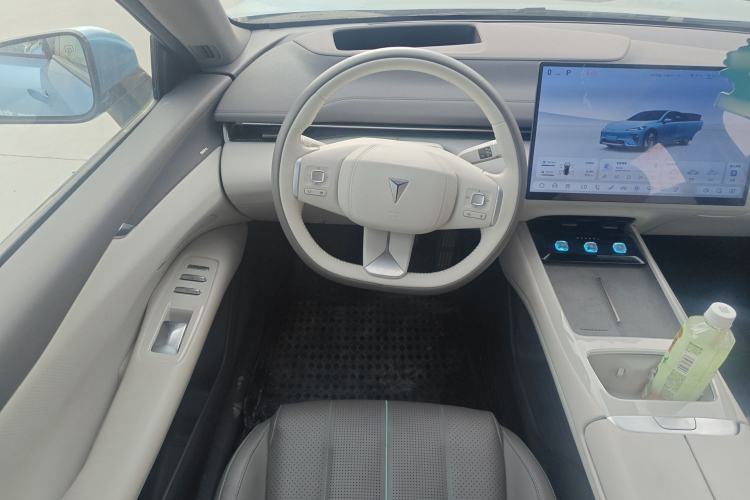 Used Deepal L07 2024 230Max Qiankun Intelligent Driving ADS SE Range-Extended Version
