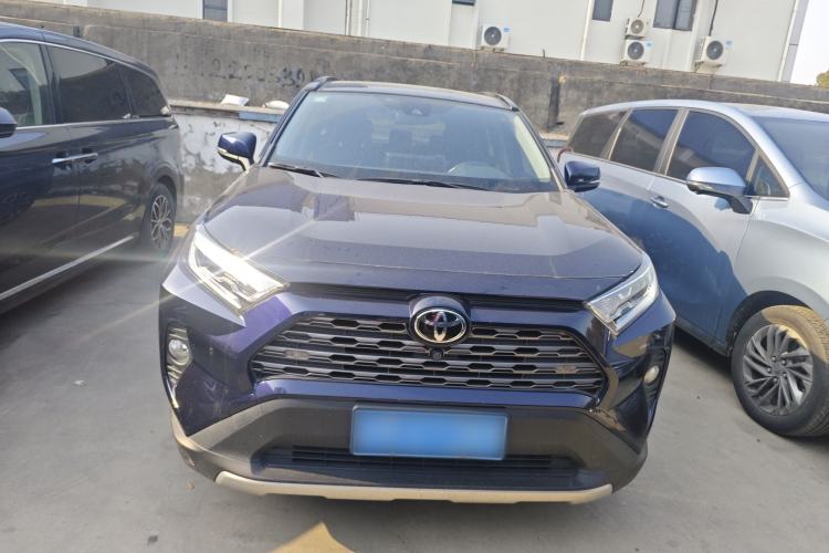 Used Toyota RAV4 2022 2.0L CVT Two-Wheel Drive Prestige Edition