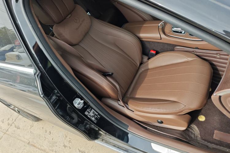 Used Mercedes-Benz E-Class New Energy 2022 Facelift E 350 e L Plug-in Hybrid Sedan Right Front Seat