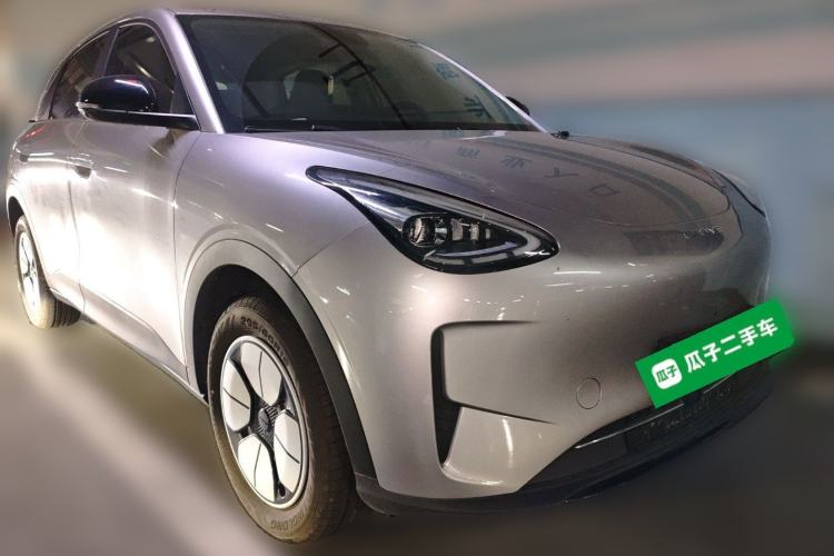 Used Geely Galaxy Geome 2025 410 km Free Version Front Right 45 Deg