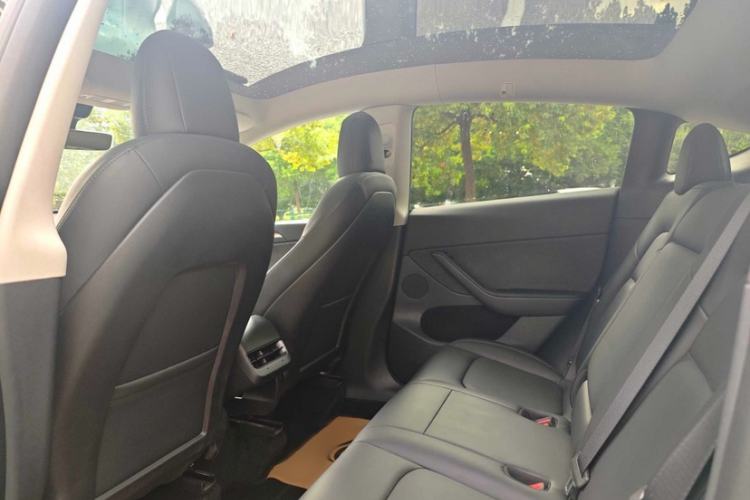 Used Tesla Model Y 2022 Rear-Wheel-Drive Version