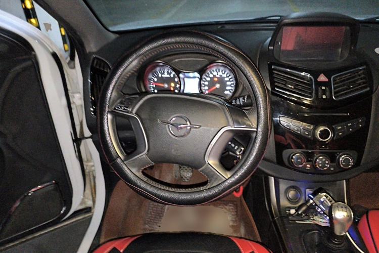 Used Haima S5 2015 1.6L Manual Luxury Model with Sunroof