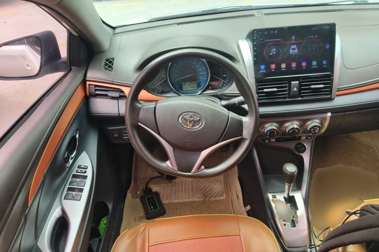 Used Toyota YARiS L Zhi Xuan 2015 1.5E Automatic Charm Edition Steering Wheel