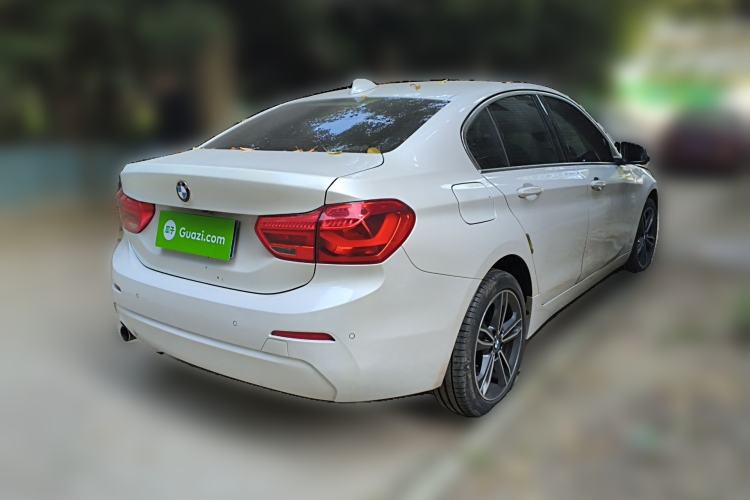 Used BMW 1 Series 2019 118i Fashion Model Rear Right 45 Deg