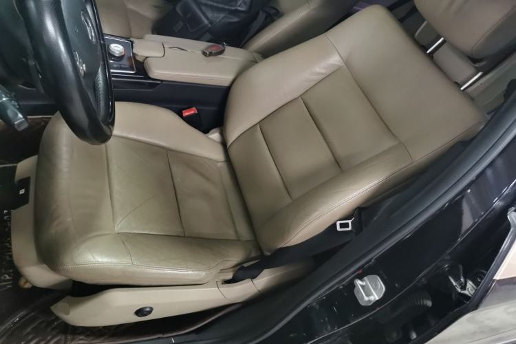 Used Mercedes-Benz E-Class 2010 E 300 L Fashion Model
