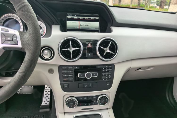 Used Mercedes-Benz GLK-Class 2015 GLK 300 4MATIC Fashion Edition Ultimate Version
