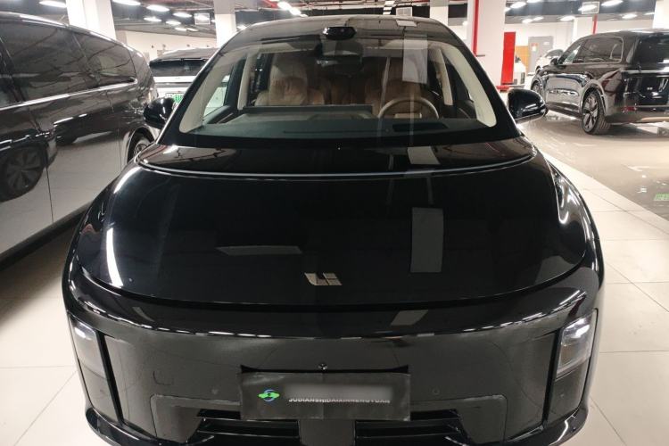 Used Li Auto i8 2025 Model Standard Version Front