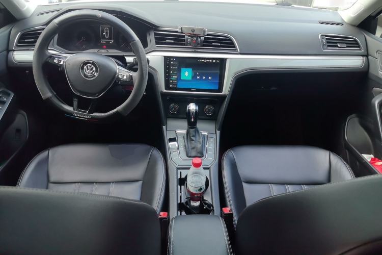 Used Volkswagen Lamando 2019 230TSI DSG Fashion Edition China VI
