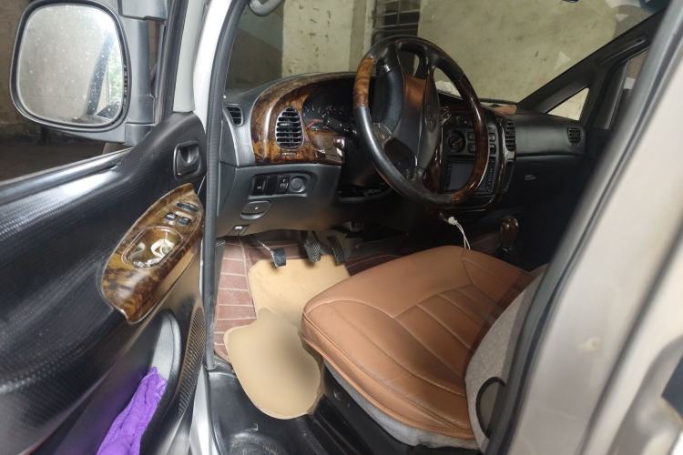 Used JAC Group Refine 2011 2.0L Shuttle Gasoline Standard Edition HFC4GA3 Driver Seat