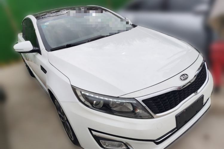 Used Kia K5 2014 2.0L Automatic LUXURY Front Right 45 Deg