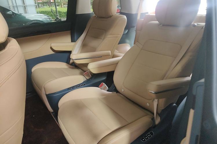 Used GAC Trumpchi Trumpchi E8 2024 Honor Series 2.0L Honor Edition
