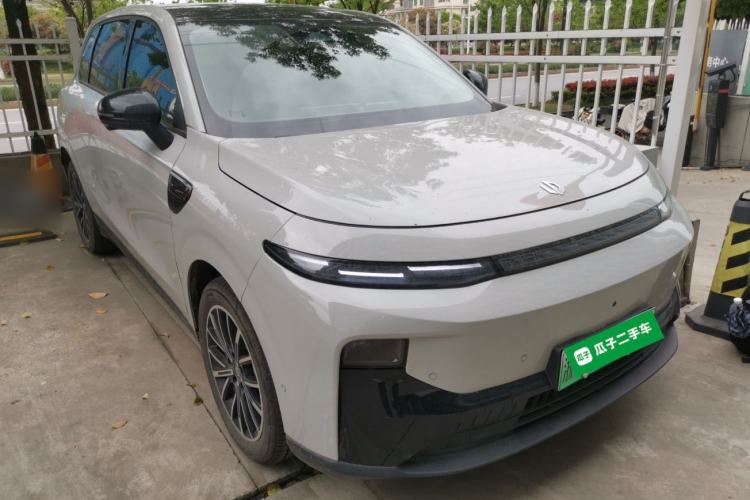 Used Leapmotor B10 2025 510 Joyful Edition Front Right 45 Deg