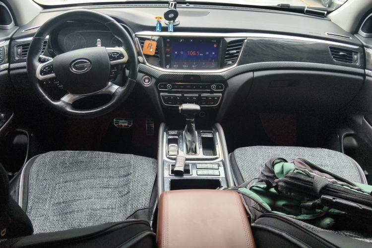 Used GAC Trumpchi GS8 2017 320T Two-Wheel Drive Luxury Smart Connectivity Version (7 Seats)
