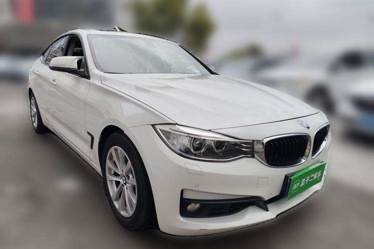 Used BMW 3 Series GT 2016 320i Fashion Model
