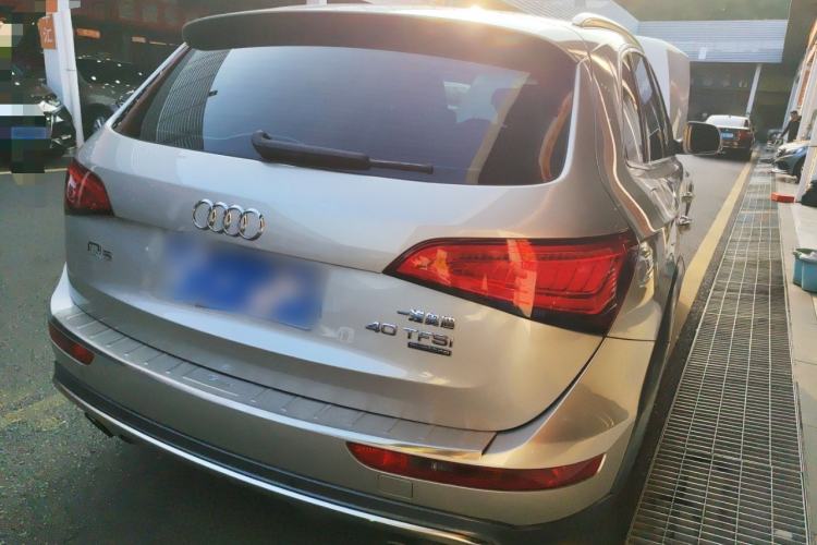 Used Audi Q5 2017 Plus 40 TFSI Technology Model